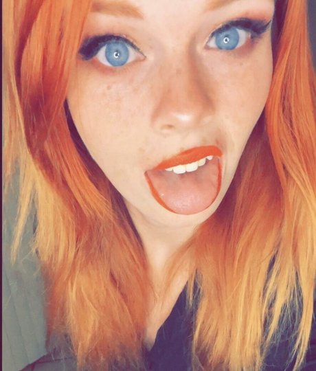 Foto di nudo di fuga di OnlyFans di Feralpixie