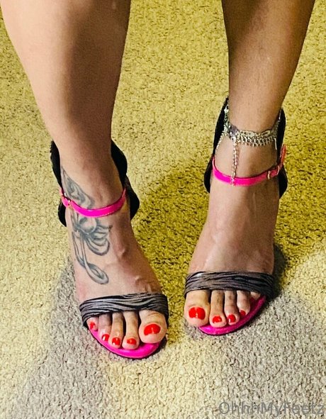 Foto di nudo di fuga di OnlyFans di Ohhhmyfeetz