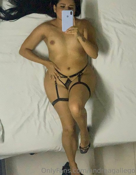 Foto di nudo di fuga di OnlyFans di Samantha Wolf