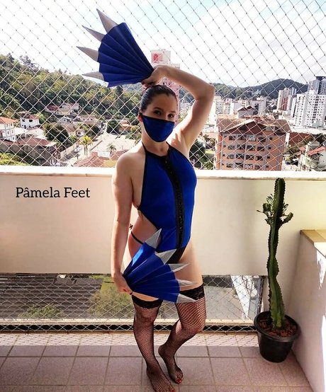Foto di nudo di fuga di OnlyFans di Pamfeet