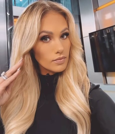 Foto di nudo di fuga di OnlyFans di Tomi Lahren