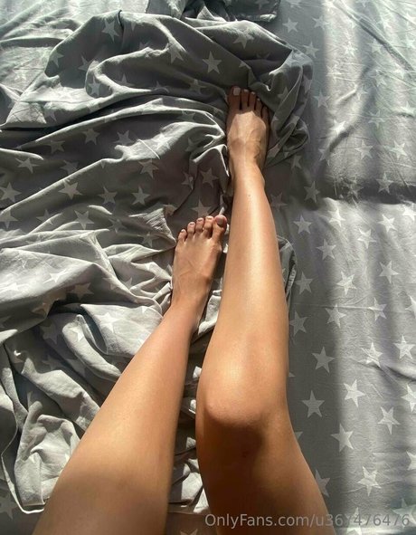 Foto di nudo di fuga di OnlyFans di Lolalouren