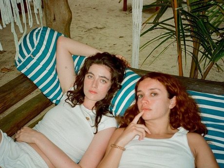 Foto di nudo di fuga di OnlyFans di Millie Brady