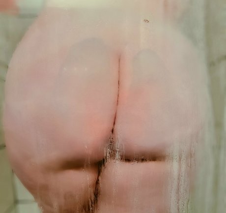 Foto di nudo di fuga di OnlyFans di Misssativajames