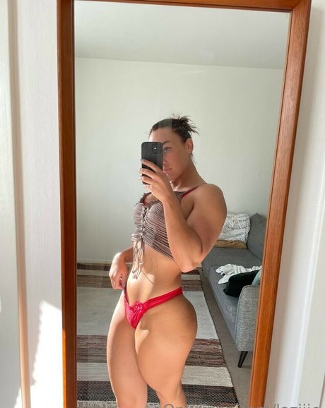 Foto di nudo di fuga di OnlyFans di Mikaelaburrito