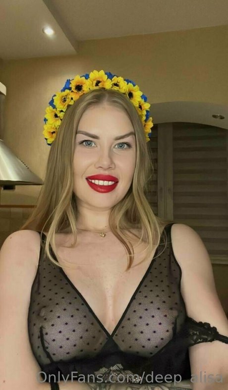 Foto di nudo di fuga di OnlyFans di Vikinibikini