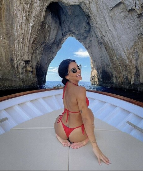 Foto di nudo di fuga di OnlyFans di Vania Bludau