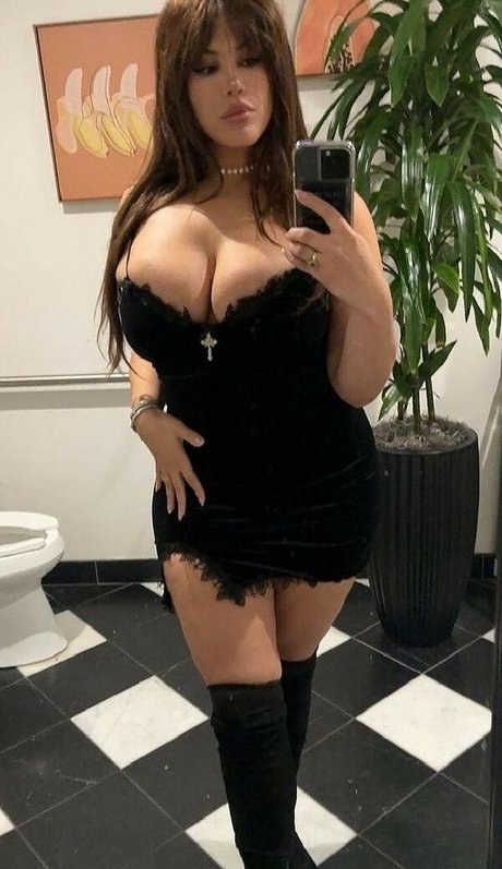 Foto di nudo di fuga di OnlyFans di Orcwaifu