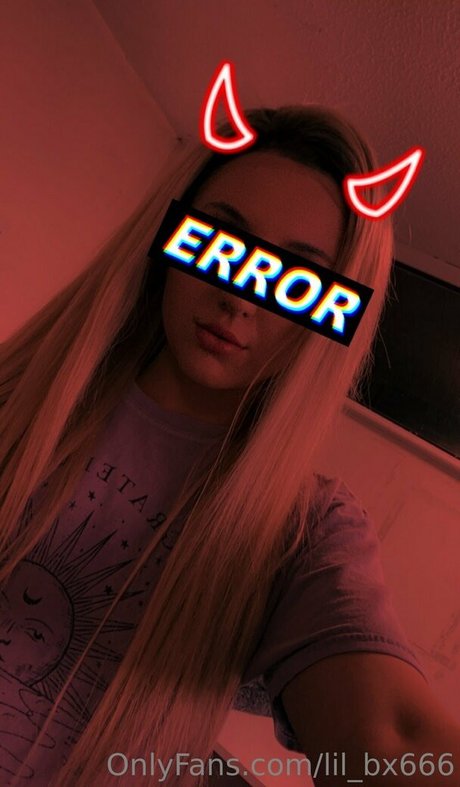 Foto di nudo di fuga di OnlyFans di Lilbx666