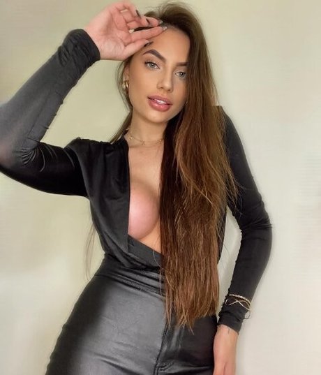 Foto di nudo di fuga di OnlyFans di Isa Rockenbach