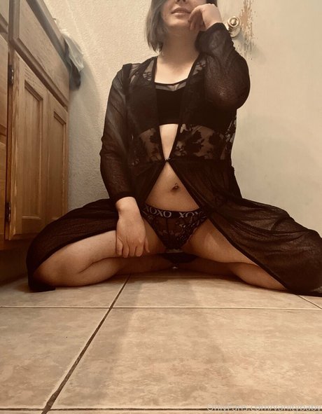 Foto di nudo di fuga di OnlyFans di Vanitybaby