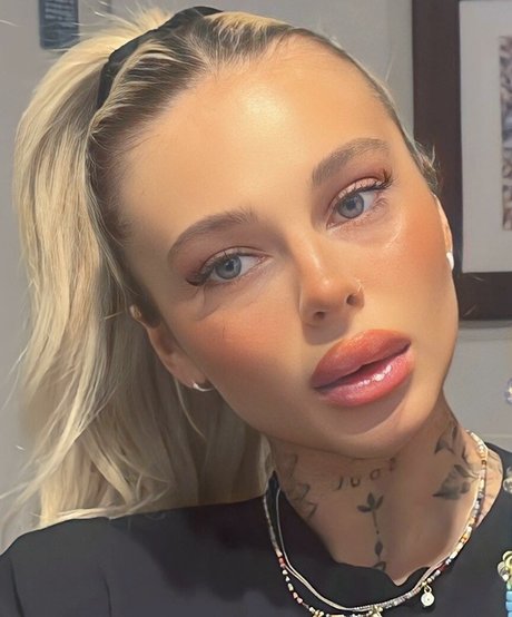 Angelika Kramer