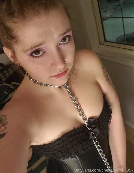 Foto di nudo di fuga di OnlyFans di Dreadfuldesire