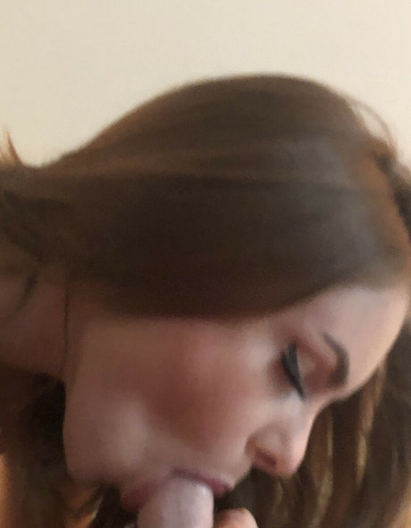 Foto di nudo di fuga di OnlyFans di Itsava