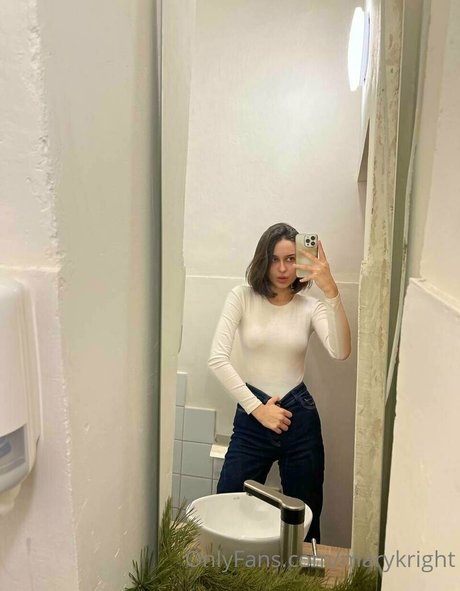 Foto di nudo di fuga di OnlyFans di Maryloveeeefree