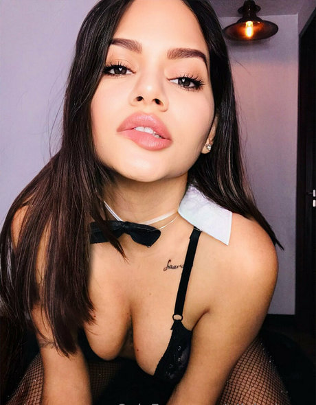 Oliviajones2