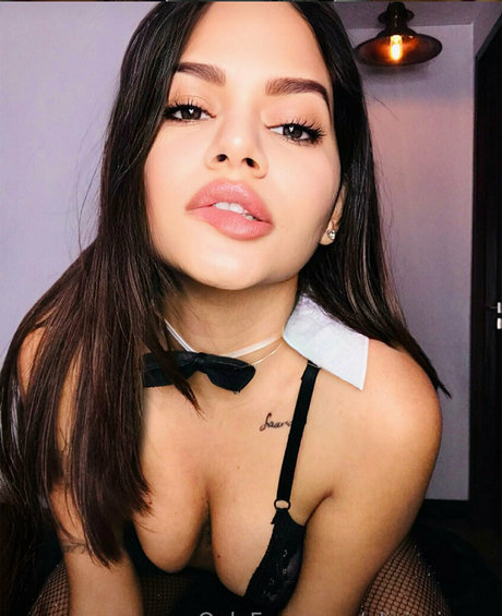 Oliviajones2