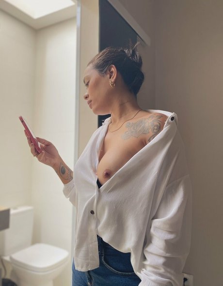 Foto di nudo di fuga di OnlyFans di Yasminmiller
