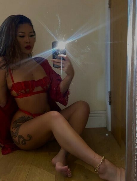 Foto di nudo di fuga di OnlyFans di Michellel4m
