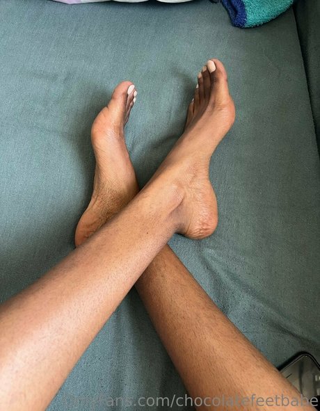 Chocolatefeetbabe