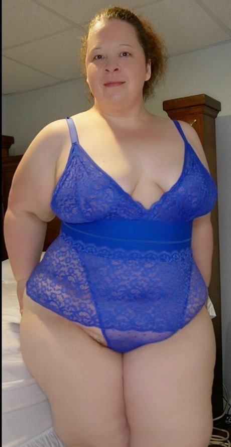 Foto di nudo di fuga di OnlyFans di Annabelleleighbbw