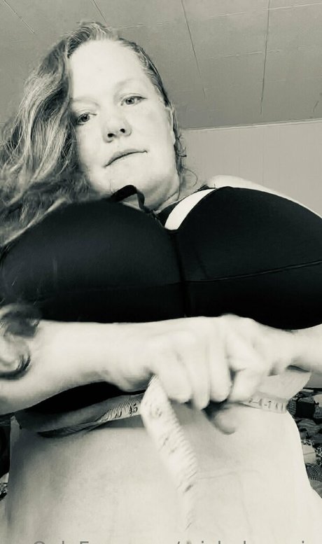 Foto di nudo di fuga di OnlyFans di Michelemarie