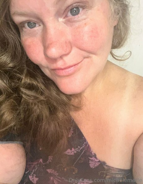 Foto di nudo di fuga di OnlyFans di Michelemarie