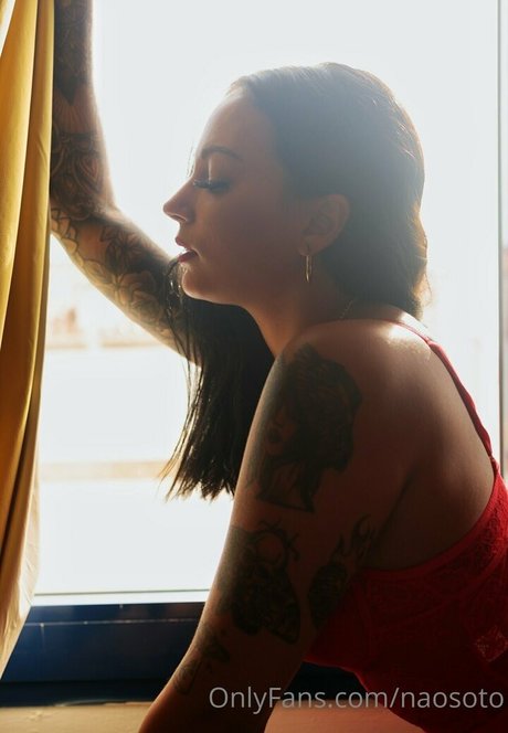 Foto di nudo di fuga di OnlyFans di Naomisotoo