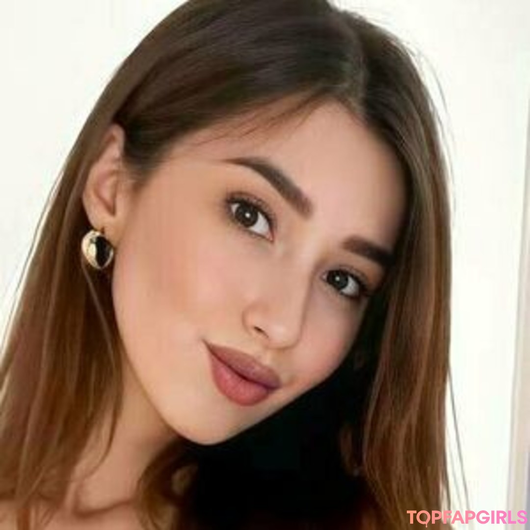 Foto di nudo di fuga di OnlyFans di Stashali #4 Foto di nudo di fuga di OnlyFans di Stashali #4