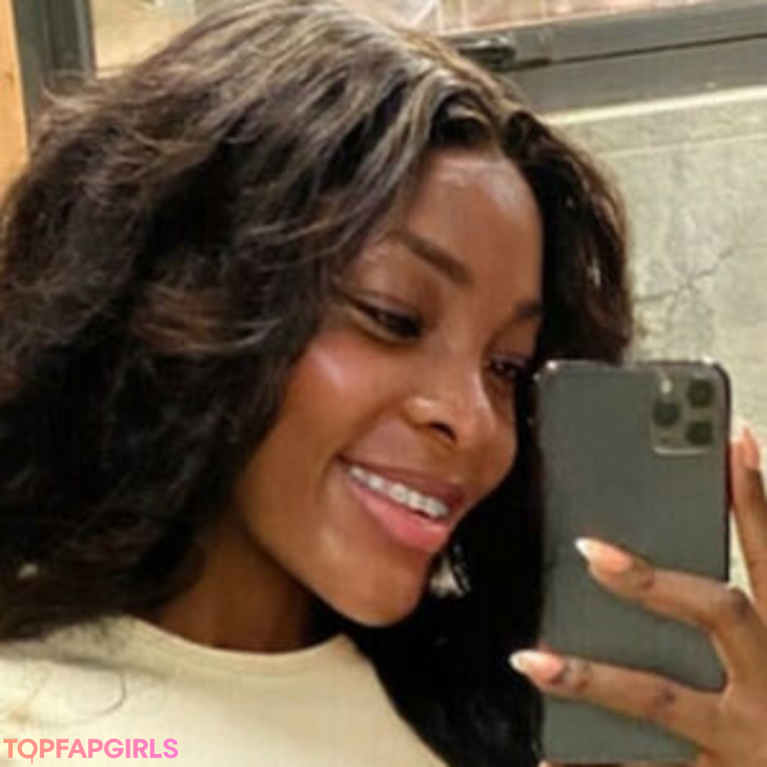 Foto di nudo di fuga di OnlyFans di Korpobrownskin #8 Foto di nudo di fuga di OnlyFans di Korpobrownskin #8