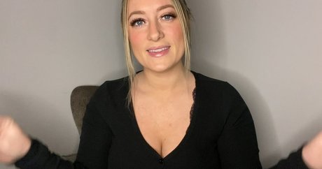 Foto di nudo di fuga di OnlyFans di Miss Cassi