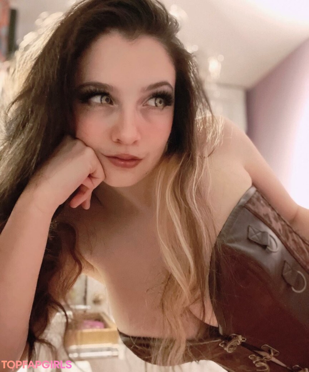 Foto di nudo di fuga di OnlyFans di Eunoia Evangeline #6 Foto di nudo di fuga di OnlyFans di Eunoia Evangeline #6