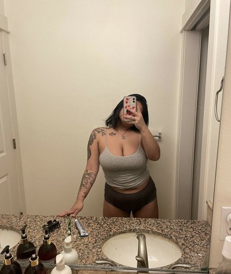Foto di nudo di fuga di OnlyFans di Cat Nhem