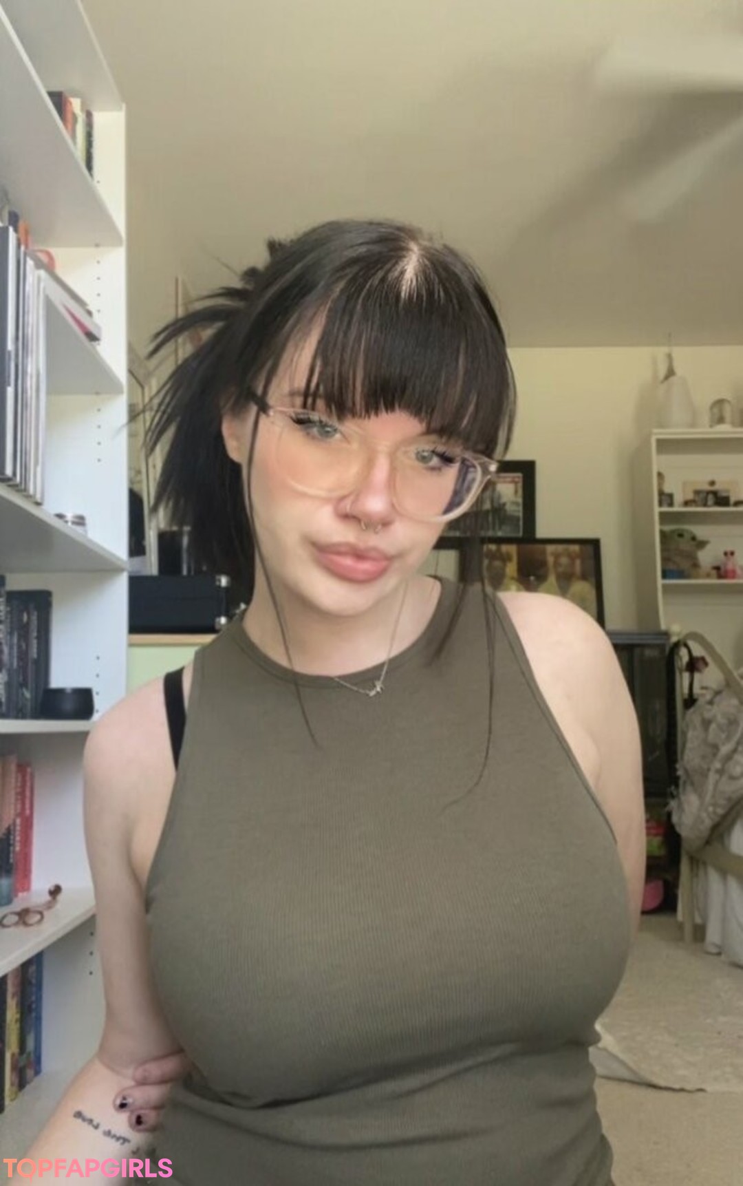 Foto di nudo di fuga di OnlyFans di Sexymigraines #2 Foto di nudo di fuga di OnlyFans di Sexymigraines #2