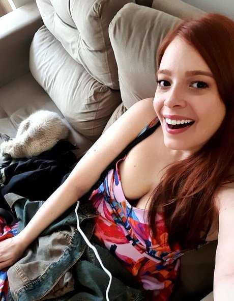 Foto di nudo di fuga di OnlyFans di Fernanda Schmolz