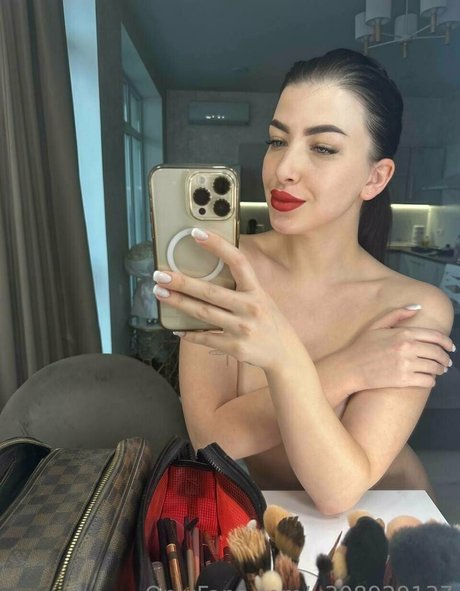 Foto di nudo di fuga di OnlyFans di Sweeetestjenny