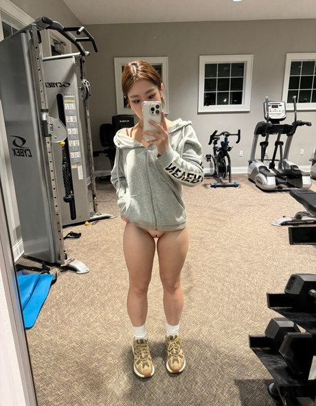 Foto di nudo di fuga di OnlyFans di Amanda Leejieyng