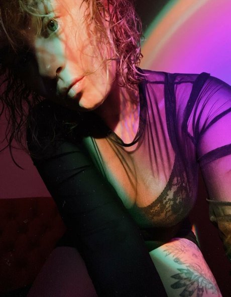 Foto di nudo di fuga di OnlyFans di Roeschach