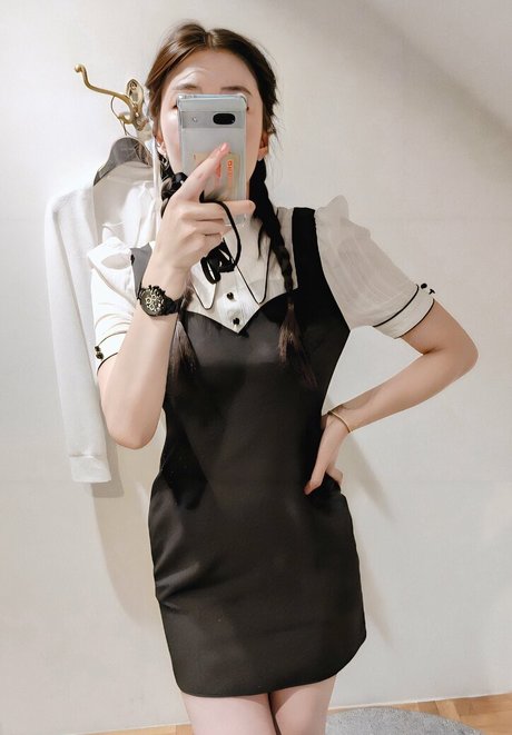 Foto di nudo di fuga di OnlyFans di Onigiri