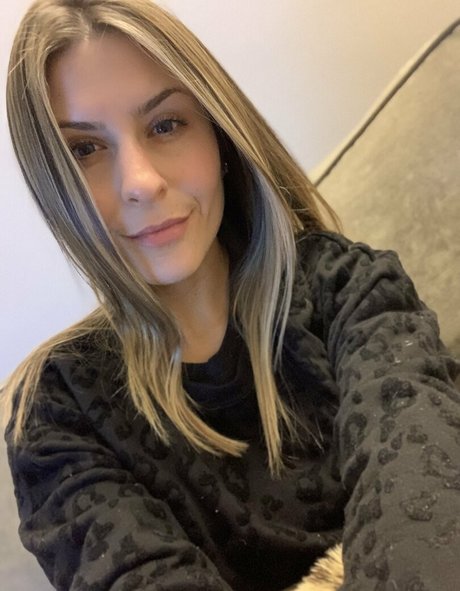 Foto di nudo di fuga di OnlyFans di Missdannigibson