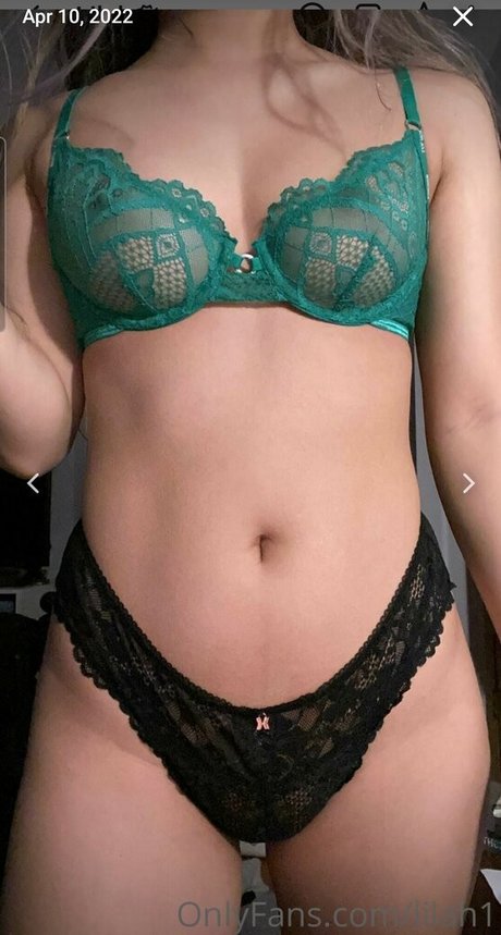 Foto di nudo di fuga di OnlyFans di Lilah1