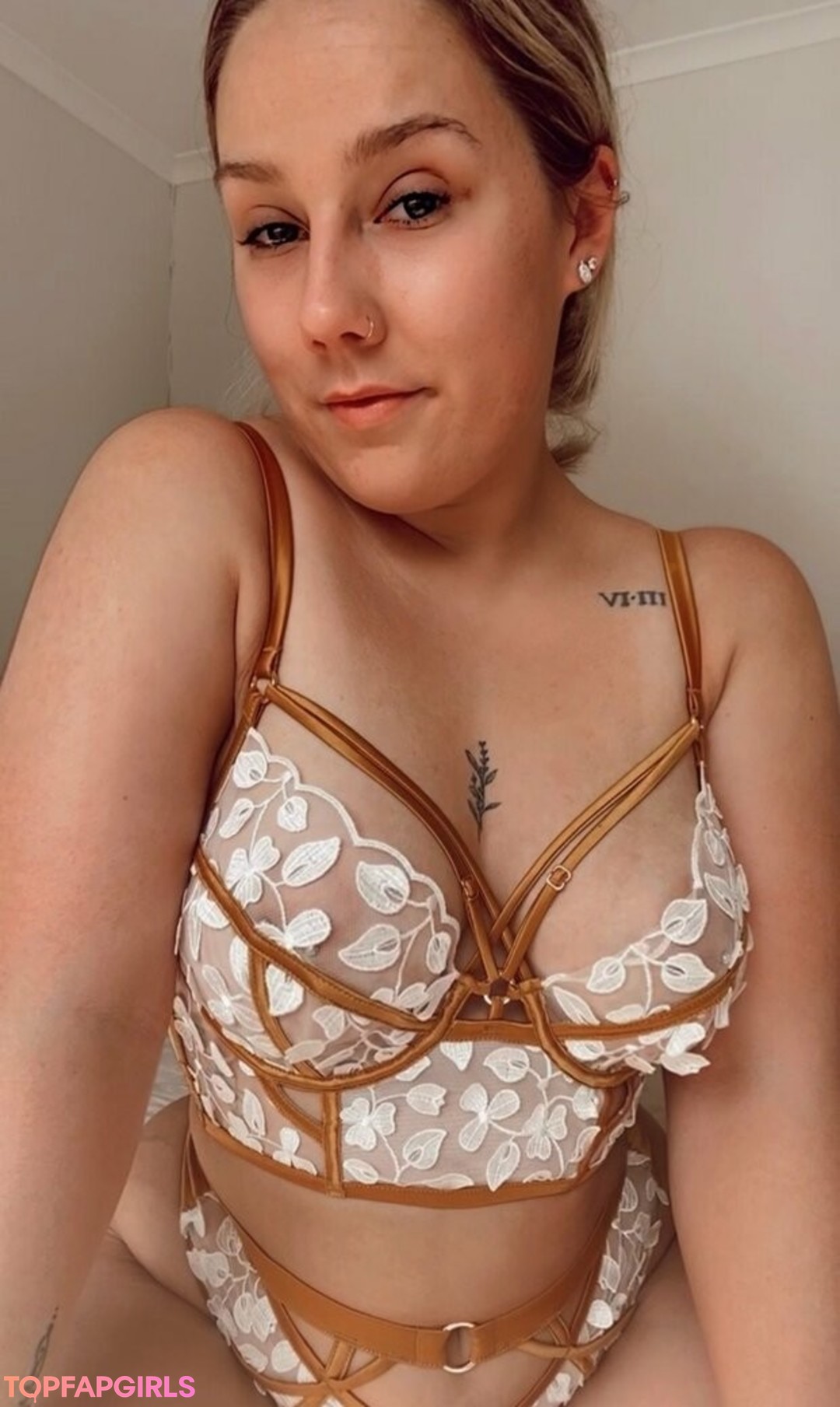 Foto di nudo di fuga di OnlyFans di Hannah Buethke #42 Foto di nudo di fuga di OnlyFans di Hannah Buethke #42