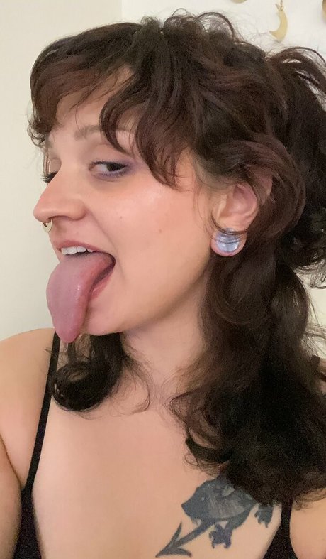 Long Tongue Fetish