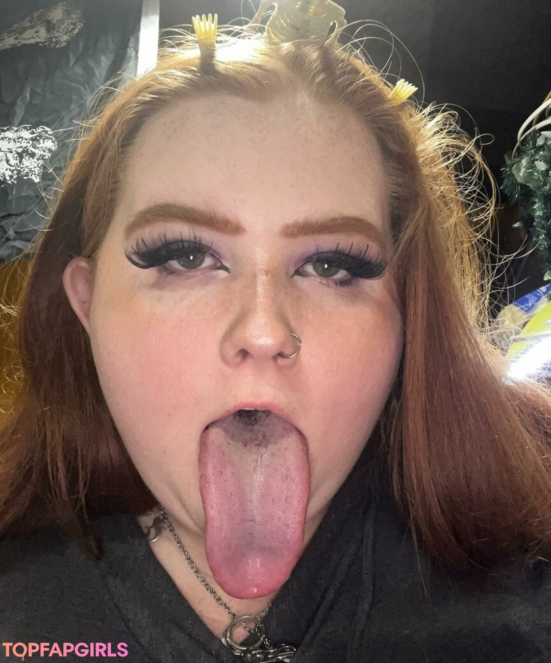 Foto di nudo di fuga di OnlyFans di Long Tongue Fetish #211 Foto di nudo di fuga di OnlyFans di Long Tongue Fetish #211