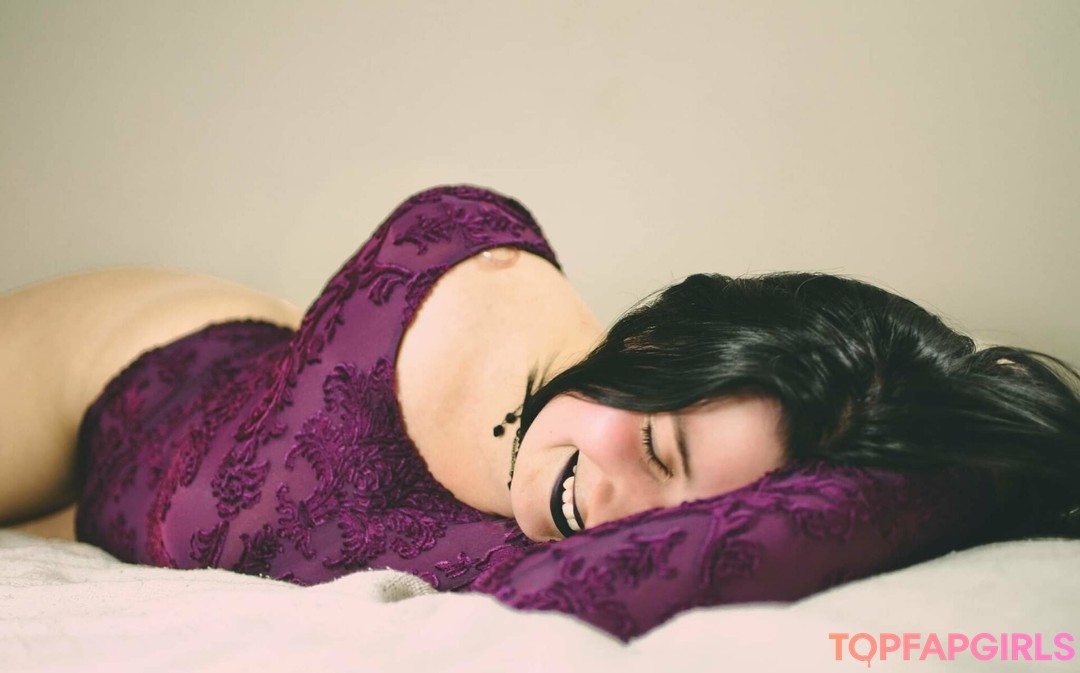 Foto di nudo di fuga di OnlyFans di Undercovergothgirlfree #5 Foto di nudo di fuga di OnlyFans di Undercovergothgirlfree #5