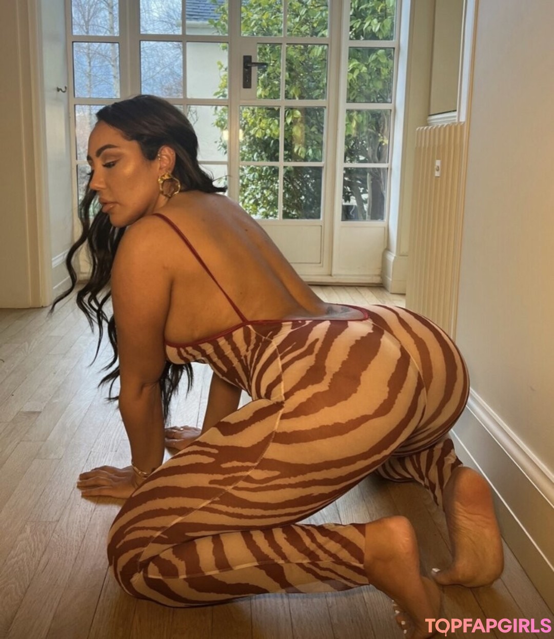 Foto di nudo di fuga di OnlyFans di Sophie Kasaei #6 Foto di nudo di fuga di OnlyFans di Sophie Kasaei #6