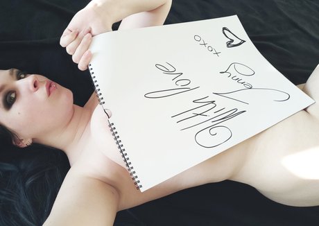 Foto di nudo di fuga di OnlyFans di Jennybiatch