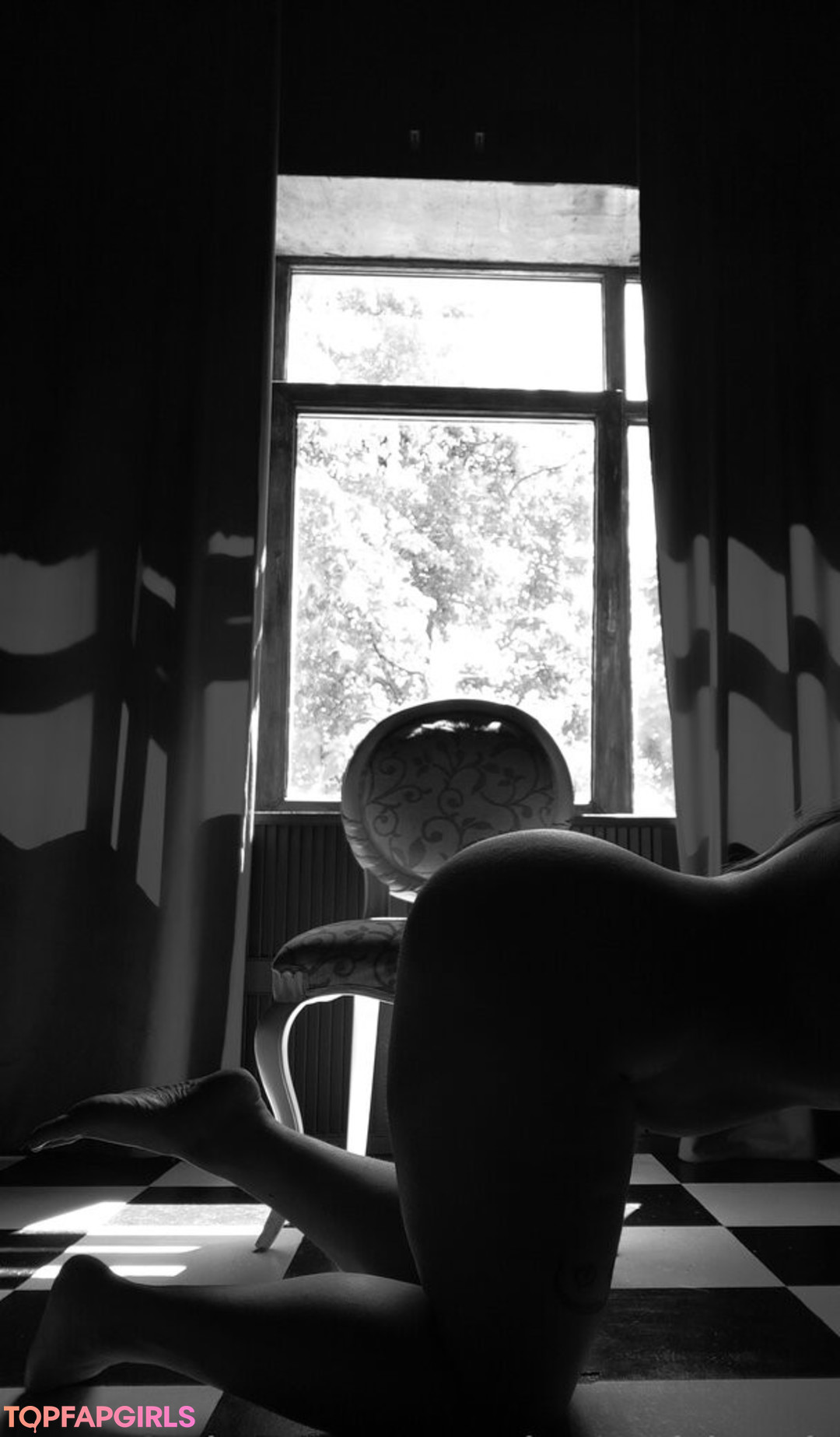 Foto di nudo di fuga di OnlyFans di Jennybiatch #5 Foto di nudo di fuga di OnlyFans di Jennybiatch #5