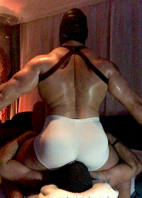 Musclesubmission