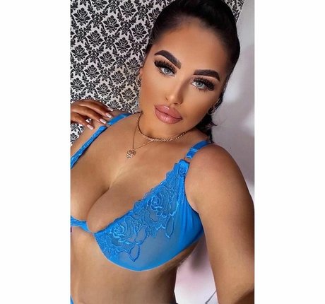 Foto di nudo di fuga di OnlyFans di Rosiemay